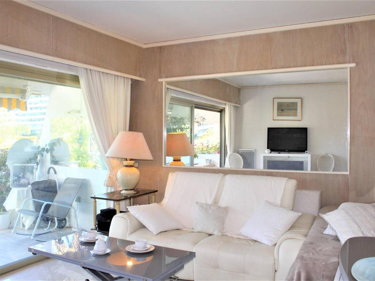 Appartement Villeneuve-Loubet, 2 Pieces, 3 Personnes - Fr-1-252A-47 Buitenkant foto